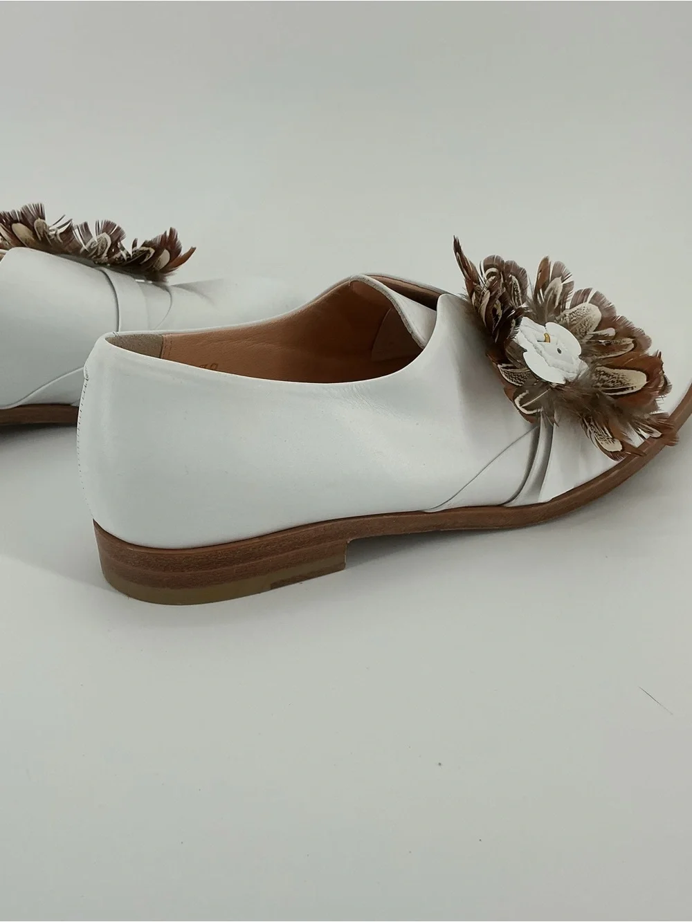 Rupert Sanderson White Leather Feather Embellished Loafers Flats 38